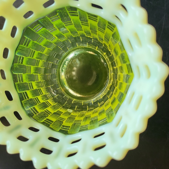 Fenton Uranium Glass Yellow Green Basket 4.5" - Picture 5 of 10